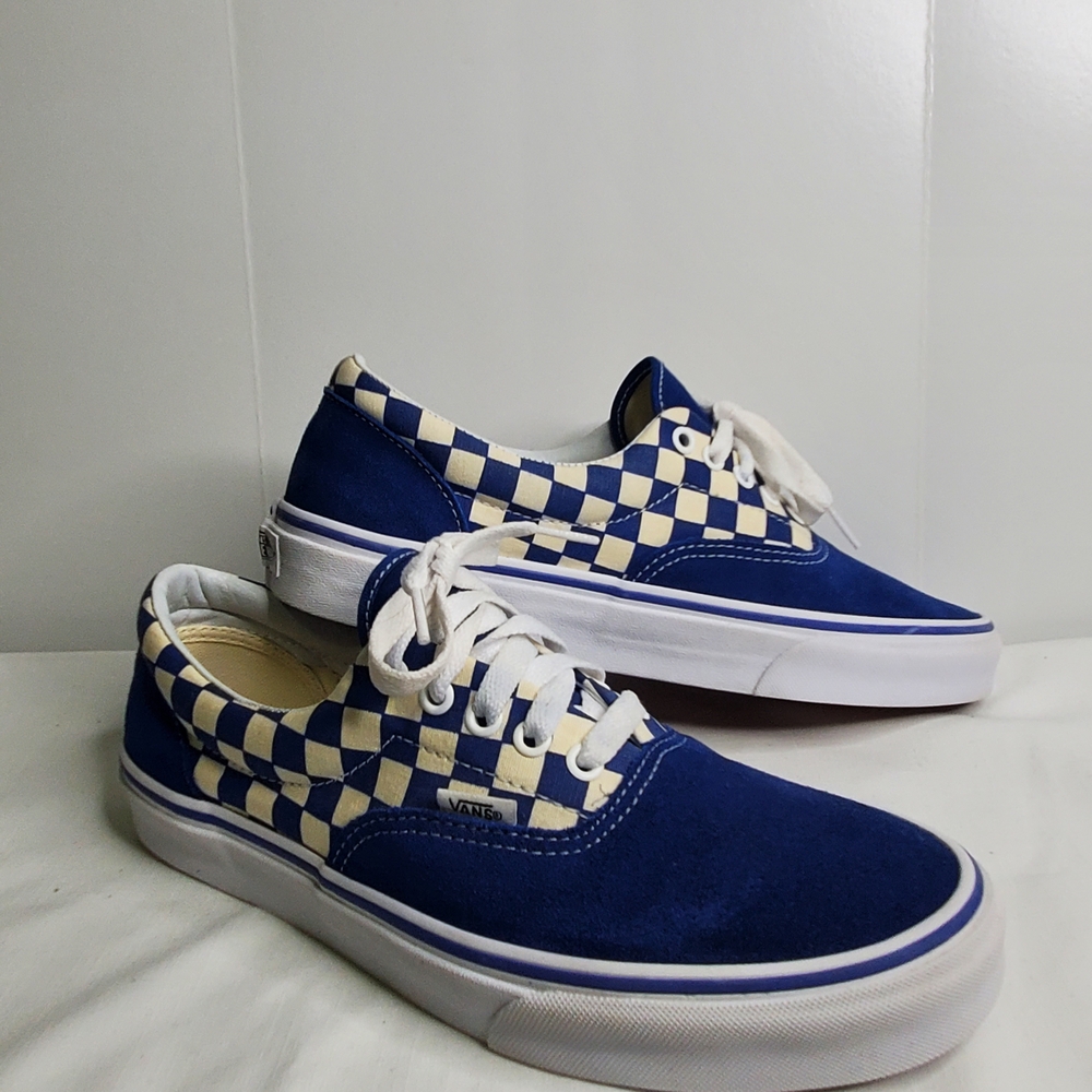 Vans Men's Blue and Cream Checkered Sneakers
